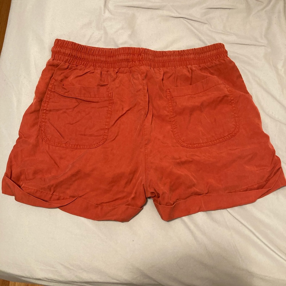 Universal Thread Shorts - Picture 2 of 2